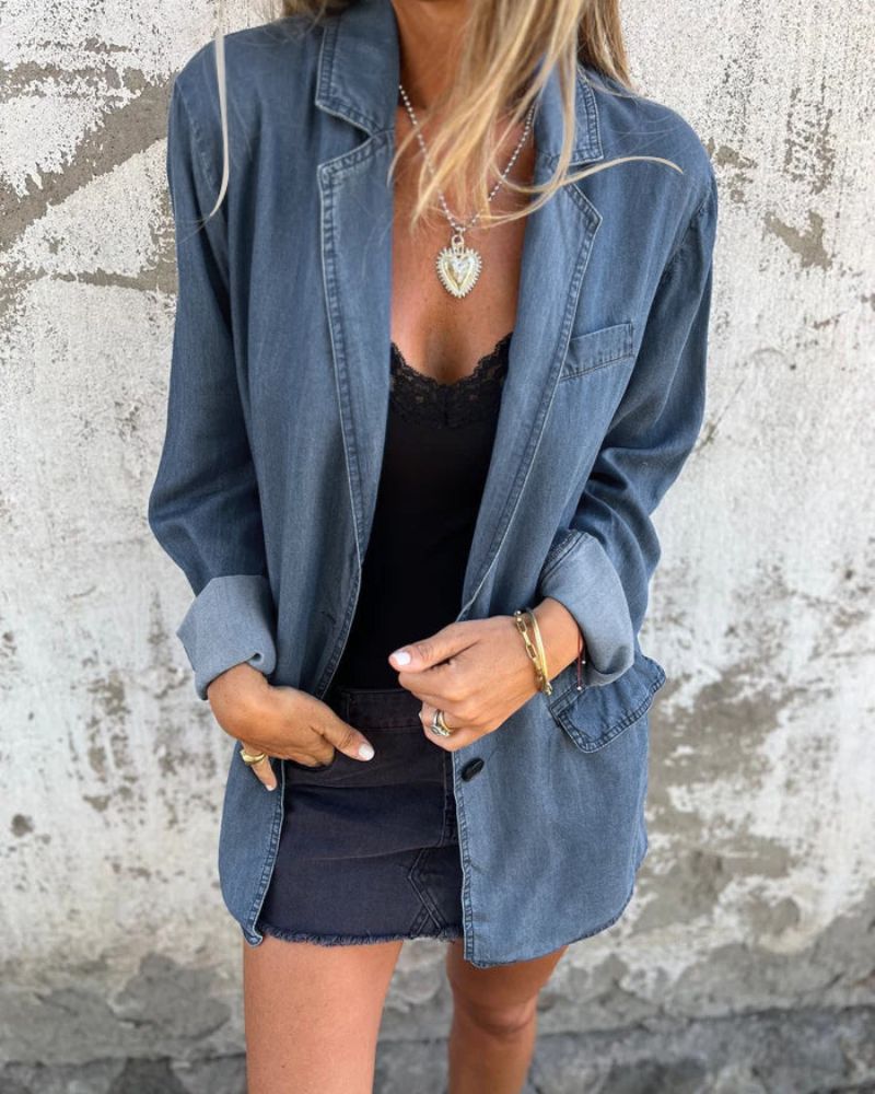 Amy – Moderner Jeansblazer im legeren Stil