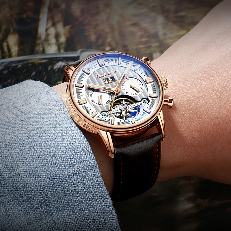 Modische Tourbillon-Uhr