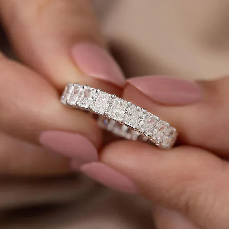 Faustina Beltrami Ring | Weißgold