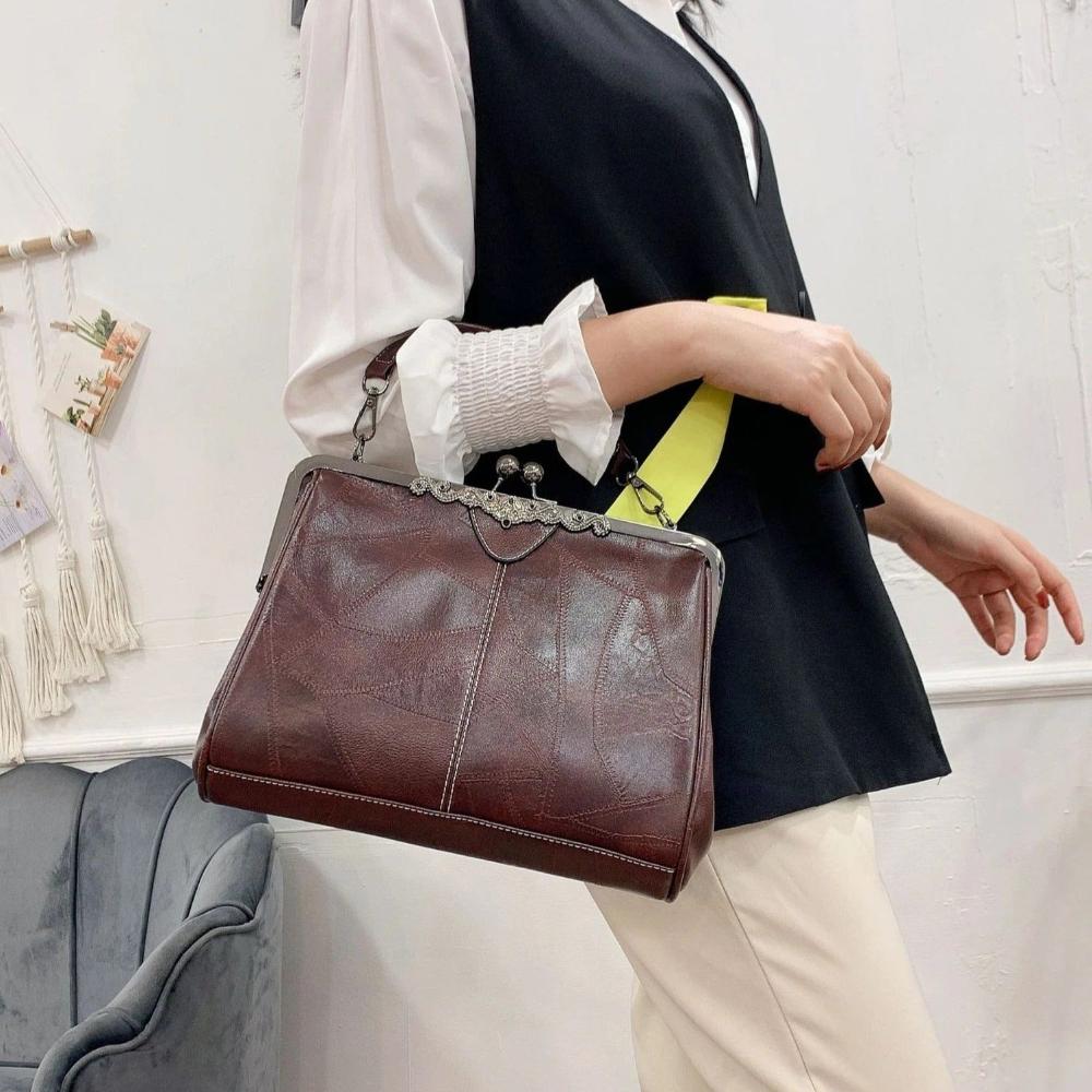 Johannas Charme: Klassische Tasche, zeitlose Eleganz