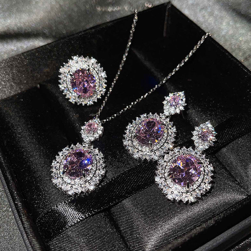 Rosa Vespera Aetherin Set aus Weißgold