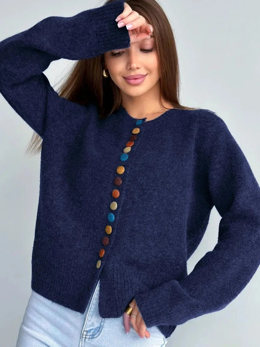 THE NOELLE | STRICKJACKE MIT KNOPFVERZIERUNG