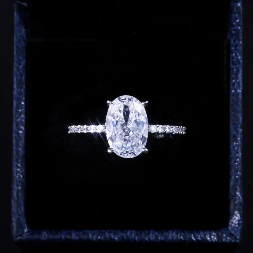 Benigna Pavesi Ring | Weißgold