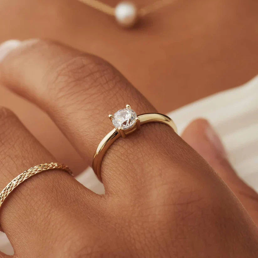 Goldener Mira Castelle Ring